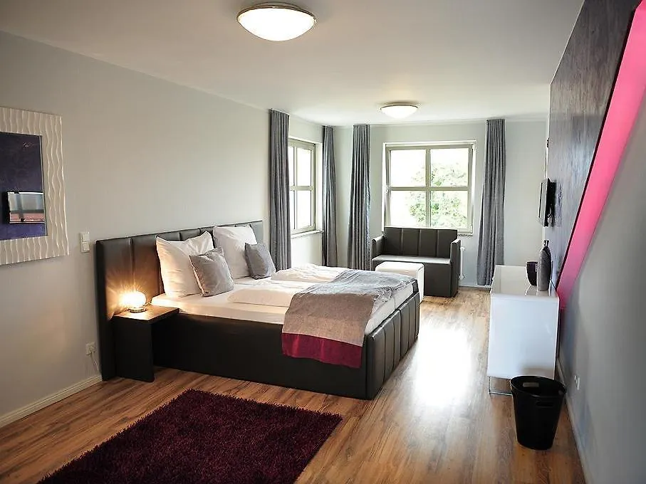 In Hotel Berlin