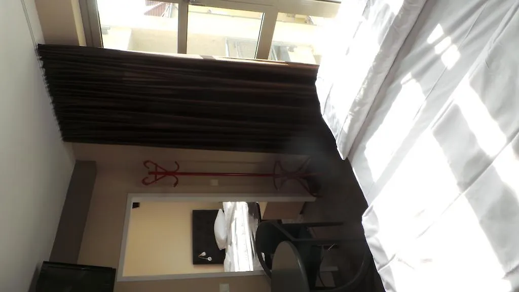 In Hotel Berlin